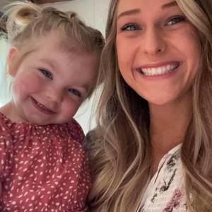 Meet your Posher, Amanda lynn